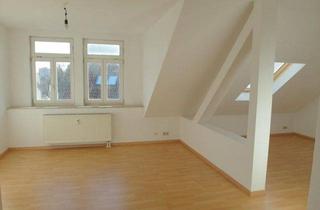 Wohnung mieten in Johannesstraße, 01640 Coswig, Ab Febr. 2026: 2-Zimmer-Dachwohnung mit Laminatboden, sep. Küche & Badewanne