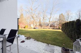 Wohnung kaufen in 78050 Villingen-Schwenningen, Bestlage im Friedrichspark - Unverbaubarer Parkblick, Privatgarten, 2 Terrassen, 2 Bäder, KfW 55!