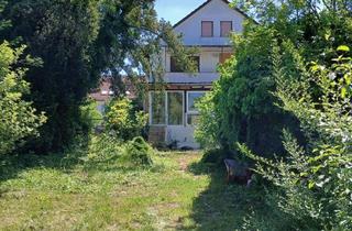 Haus kaufen in 64646 Heppenheim, Freistehendes Zweifamilienhaus mit 2086 Quadratmeter Grundstück / Bauland