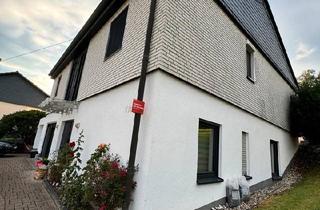 Einfamilienhaus kaufen in 51645 Gummersbach, Gummersbach - Großzügiges Einfamilienhaus mit Einliegerwohnung