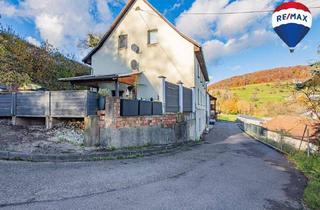 Einfamilienhaus kaufen in 79761 Waldshut-Tiengen, Waldshut-Tiengen - Geräumiges Einfamilienhaus mit separater Einliegerwohnung in Detzeln