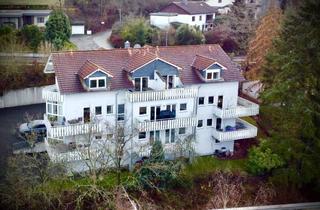 Wohnung kaufen in Höhenweg 11, 35041 Marburg, Komfortable 3-Zimmer -Dachgeschoss Eigentumswohnung mit 3 Balkonen