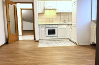 Wohnung kaufen in 85356 Freising, Über den Dächern von Freising 1,5 -Zimmer-Wohnung mit großem Wintergarten