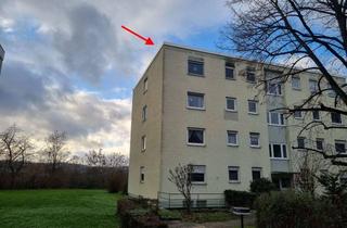Wohnung kaufen in Blumenstraße 59, 70839 Gerlingen, Hochwertige, teilsanierte 4-Zimmer Dachgeschosswohnung mit Ausblick in Gerlingen