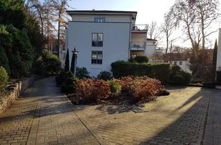 Wohnung kaufen in Parkstrasse 65, 50968 Marienburg, Sanierte 3-Zimmer EG-Wohnung mit Terrasse und Gartennutzung in Köln-Marienburg