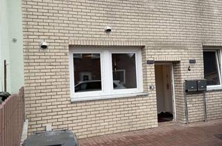 Wohnung mieten in Hintern Höfen, 23568 Schlutup, Moderne 2,5-Zimmer Wohnung im EG in Lübeck-Schlutup nach Komplett Sanierung