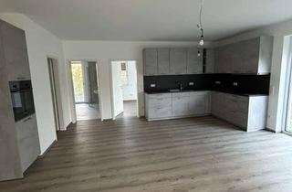 Wohnung mieten in Ritter-Tuschl-Straße 12, 94154 Neukirchen, Neubau! Moderne 3-Zimmer-EG-Wohnung mit Terrasse, Garten und großem Hobbyraum