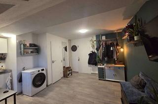 Wohnung mieten in Bergstraße 17, 24103 Damperhof, Helle 1-Zimmer Dachgeschosswohnung in Kiel-Damperhof