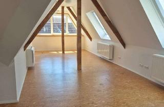 Wohnung mieten in Karlsruherstraße 13, 76676 Graben-Neudorf, Helle 4-Zimmer Fachwerkwohnung in Graben-Neudorf mit EBK