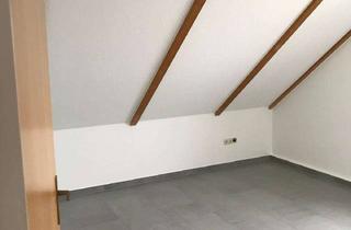 Wohnung mieten in Elverdisser Straße 382, 32052 Herford, Gepflegte 3-Zimmer Dachgeschosswohnung in Herford