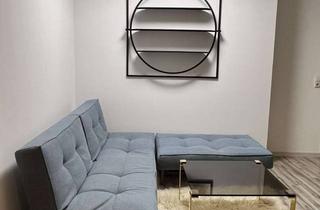 Wohnung mieten in Dr-Mack-Str. 36, 90762 Fürth, Stilvoll möblierte 2,5-Zimmer-Wohnung mit Balkon in Fürth