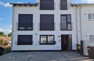 Wohnung mieten in Alfred-Delp-Straße 14, 63075 Bürgel, Neubau-Dachgeschosswohnung (Erstbezug 2024) mit hohen Decken & separater Küche in Offenbach-Bürgel