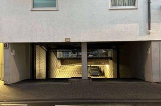 Garagen mieten in Rhöndorfer Straße, 50939 Sülz, Stellplatz (Tief-) Garage - videoüberwacht und wettergeschützt - ab 1.2.26