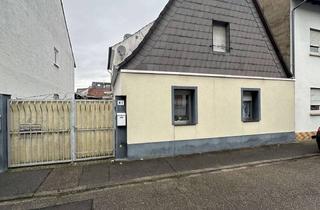 Haus kaufen in 68766 Hockenheim, 2 Häuser auf einem Grundstück