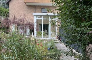 Haus kaufen in 44805 Harpen, Gepflegtes 4,5-Zi.-Haus mit Wintergarten und Doppelgarage in Bochum-Harpen