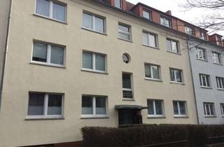 Anlageobjekt in 99085 Krämpfervorstadt, Attraktives Mehrfamilienhaus in der Krämpfervorstadt – 8 WE, 2 Garagen, DG