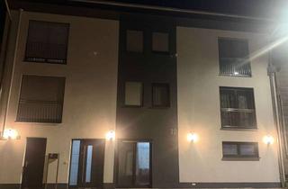 Wohnung kaufen in Straubinger Straße 32, 84307 Eggenfelden, Seltene Gelegenheit: 4‑Zi.-Maisonette mit Option auf zwei vollwertige 2‑Zi.-Wohnungen in Eggenfelden