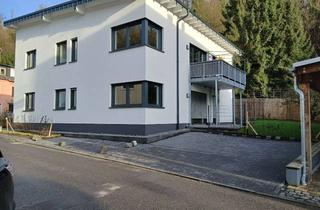 Wohnung mieten in 53557 Bad Hönningen, 4 Zimmer Wohnung mit Balkon und Garage in Bad Hönningen