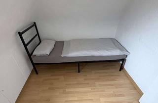 Wohnung mieten in 70565 Vaihingen, möbliertes WG-Zimmer in einer 3er WG in Stuttgart Vaihingen, 1 minute Laufweg zur S-Bahn Haltestelle