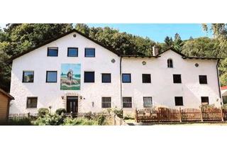 Haus kaufen in 85125 Kinding, Wohnen, wo andere Urlaub machen: Idyllisches Mehrgenerationenhaus am Waldrand im Anlautertal!