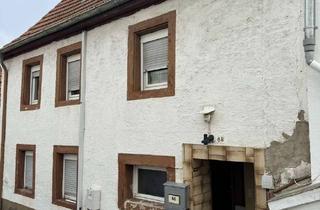 Einfamilienhaus kaufen in 67590 Monsheim, Christian Dik Immobilien / Sanierungsbedürftiges Einfamilienhaus sucht Handwerker