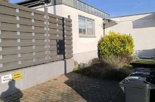 Haus kaufen in 70806 Kornwestheim, Einfamilienbungalow mit Einliegerwohnung in Kornwestheim