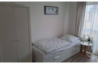Immobilie mieten in Annettenstraße, 53175 Bad Godesberg, Kleines Apartment mit Internet, Dusche/Wc, Küchenzeile und Balkon