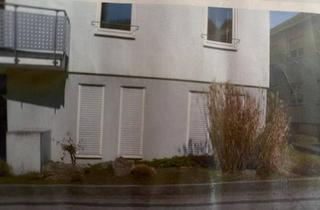 Wohnung kaufen in 76534 Baden-Baden, Baden-Baden - 2-Zimmer-Wohnung mit Balkon & Stellplatz - Kapitalanlage