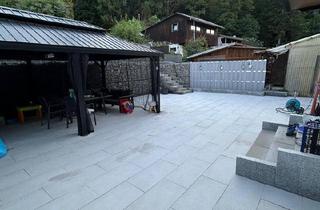 Haus kaufen in 75328 Schömberg, Schömberg - Freistehendes EFH mit ELW