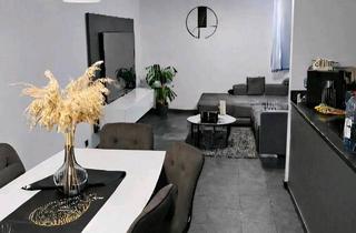 Wohnung kaufen in 71067 Sindelfingen, Sindelfingen - Sanierte,zentrale 2,5 Zimmerwohnung mit TG-Stellplatz.OHNE MAKLER