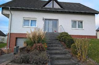 Haus kaufen in 55483 Dickenschied, Dickenschied - Zweifamilienhaus mit Garage und Carport