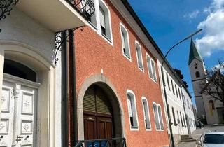 Haus kaufen in 92648 Vohenstrauß, Vohenstrauß - Bürgerhaus im Herzen von Waldthurn