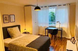 Wohnung kaufen in 80335 München, München - Helle und gemütliche 2 Zi.-Wohnung WG-geeignet in Maxvorstadt