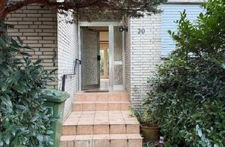 Haus kaufen in 53115 Bonn, Bonn - 5-Zimmer Reihenendhaus mit Garage in Sankt Augustin