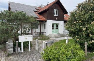 Wohnung kaufen in Mühlbachweg 15, 78345 Moos, Moderne Dachgeschosswohnung mit Weitblick in ruhiger Lage