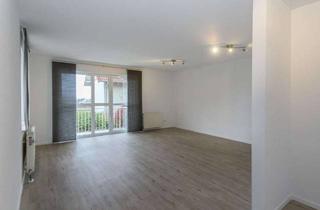 Wohnung kaufen in 36100 Petersberg, Renovierte Erdgeschosswohnung mit Balkon und Stellplatz in Petersberg