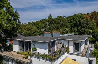 Wohnung kaufen in Hosterbacher Straße 97, 53227 Oberkassel, Naturnah und ruhig gelegene Dachgeschoss-Wohnung mit Panoramablick Richtung Bonner Bogen