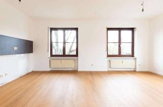 Wohnung kaufen in Bahnhofstraße, 71672 Marbach, Bezugsfreie helle renovierte Wohnungen in guter Lage