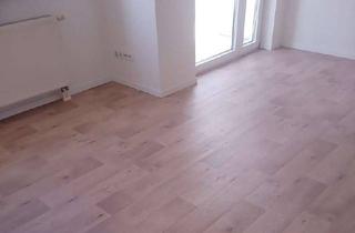 Wohnung mieten in Rotdornstr, 17033 Neubrandenburg, geräumiges 1 Zimmer Wohnung mit Stellplatz und Balkon