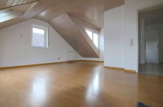 Wohnung mieten in 63743 Obernau, 3 Zimmer Dachwohnung mit Küche und Gäste WC