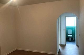 Wohnung mieten in Rodderbergstraße 12, 50937 Sülz, Wohnung mit Balkon in ruhiger Parklage in Wendehammer