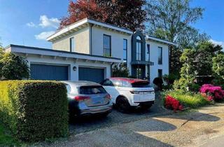 Villa kaufen in 46569 Hünxe, Architektonischer-Traum - freistehende Stadt-Villa