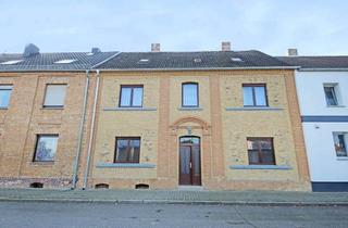 Haus kaufen in 06803 Bitterfeld-Wolfen, großes Reihenmittelhaus in BTF-Wolfen OT Greppin - auch für 2 Generationen geeignet