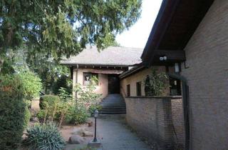 Villa kaufen in 30559 Kirchrode, Architektenvilla mit Einliegerwohnung auf großzügigem Grundstück