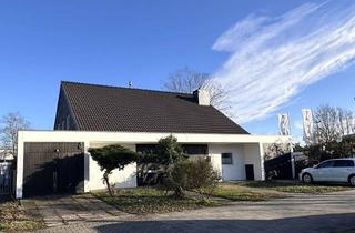 Doppelhaushälfte kaufen in Niederrheinstraße 117, 40474 Lohausen, Im Paket: zwei freie Doppelhaushälften in absoluter Flughafennähe !