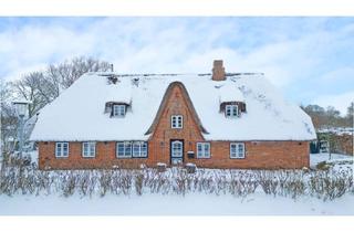 Haus kaufen in 25938 Oldsum, Exklusives Kapitänshaus unter Reet