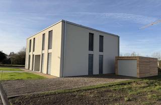 Haus mieten in Am Boden 23, 54634 Bitburg, Sehr hochwertige,moderne Doppelhaushälfte in Bitburg Masholder - Garage-Stellplatz-Erstbezug