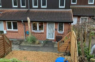 Haus mieten in Hufenkamp 19a, 24232 Schönkirchen, Reihenmittelhaus im Split-Level-Stil, modern, Top-Lage, verkehrsberuhigte Spielstraße