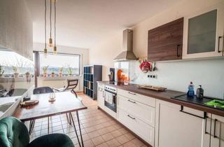 Wohnung kaufen in 64372 Ober-Ramstadt, Helle Dachgeschosswohnung mit Weitblick und durchdachtem Grundriss