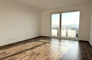 Wohnung kaufen in 16244 Schorfheide, Bezugsfreie Wohnung mit 2 Balkone, Fußbodenheizung und Stellplatz in Finowfurt